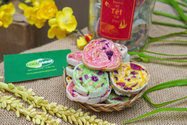 Kẹo dừa nướng trong set quà Tết Kẹo dừa nướng trong set quà truyền thống Bến Tre